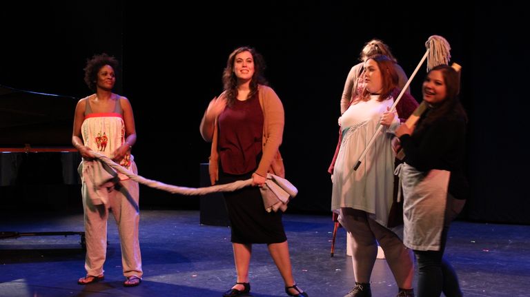 Dritte Magde from NYDV's Elektra